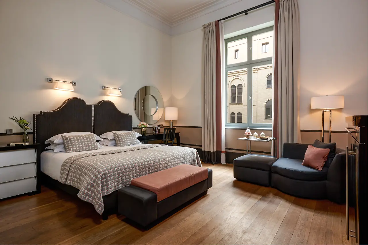 Deluxe Room Wooden Floor.jpg