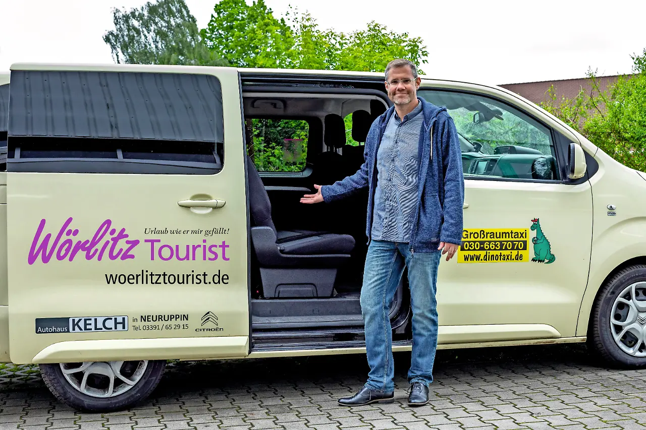 Haustuertransfer-WoerlitzTourist-Dinotaxi.jpg