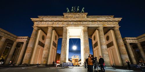 Neues Licht für das Brandenburger Tor